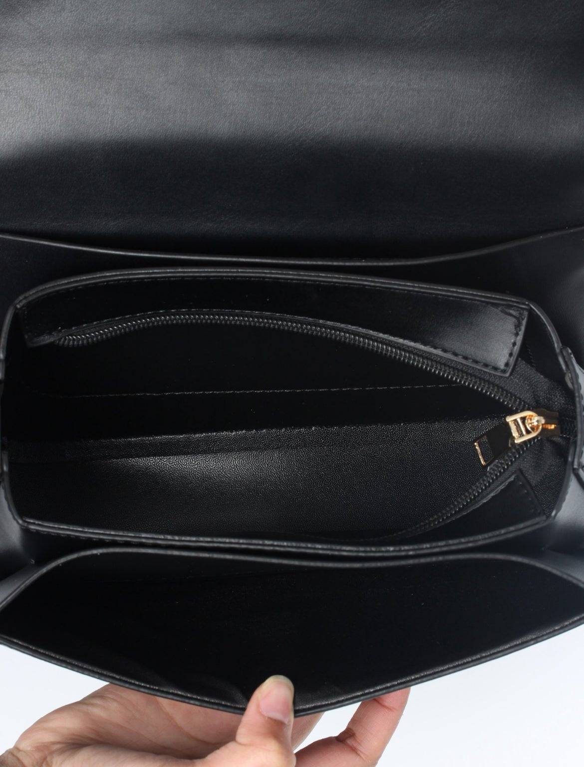 Sleek PU Leather Shoulder Bag – Classic Style with Modern Strap 8002#