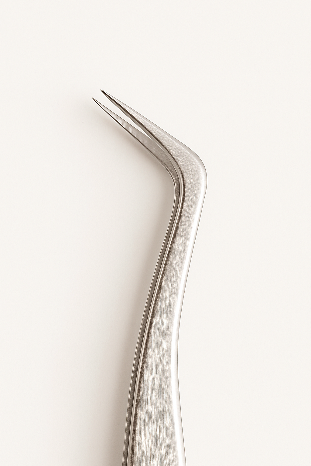 Precision Angled Tweezer – Stainless Steel Tip for Brows & Lash Application