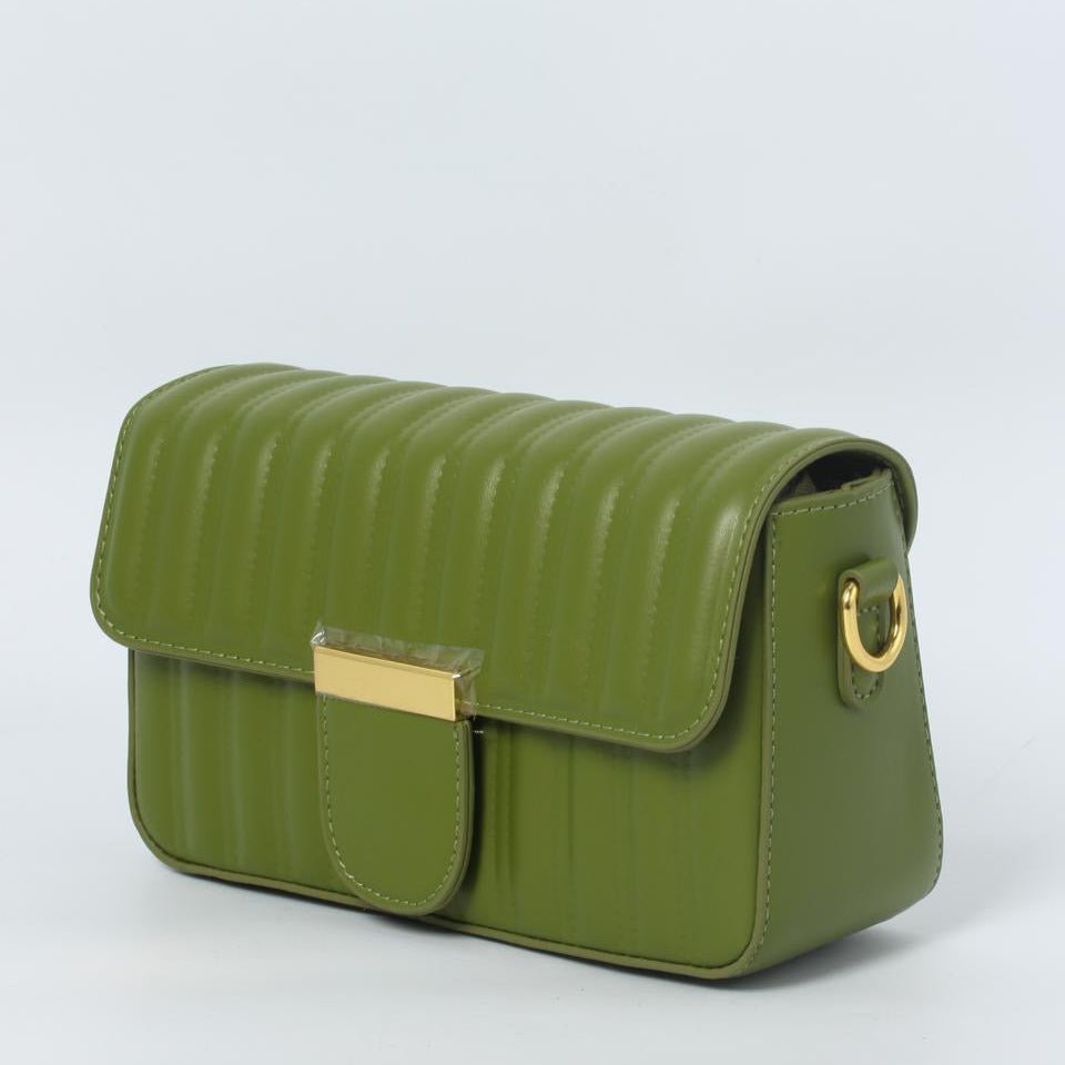 Quilted PU Leather Shoulder Bag – Elegant & Compact 60024