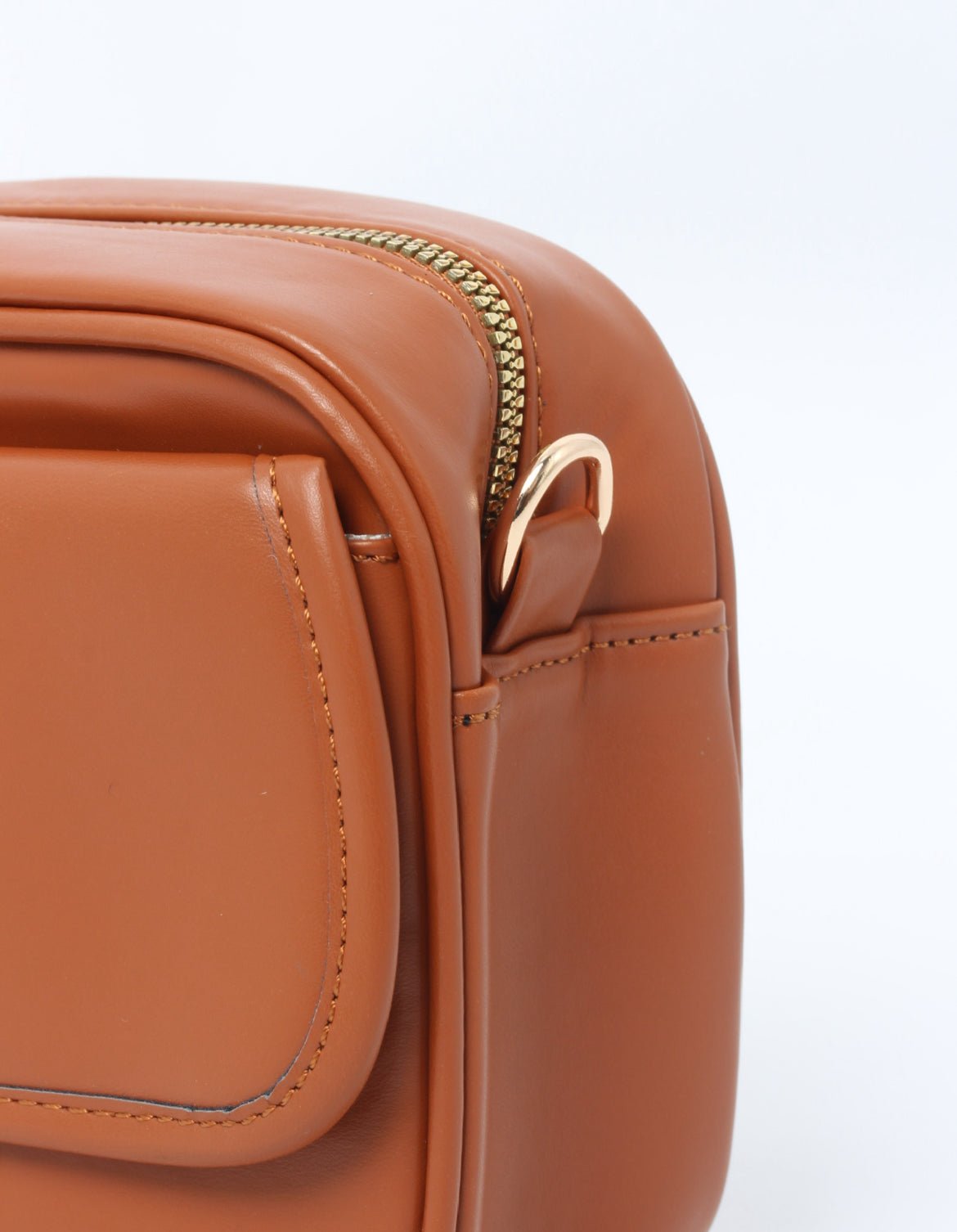 Minimalist PU Leather Crossbody Bag – Everyday Chic & Spacious  H722