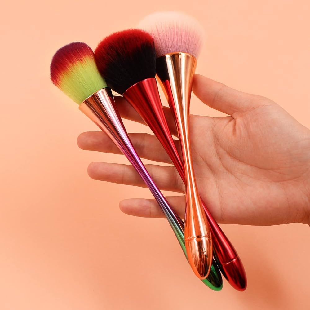Colorful Fluffy Powder Brush – 1 Piece (Random Color)