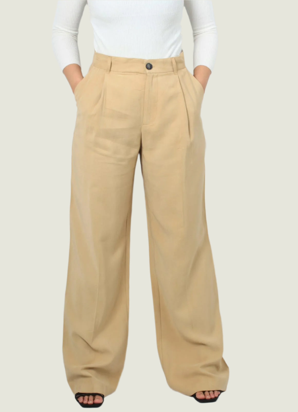 High-Waisted Camel Trousers – Wide Leg Pants for Women