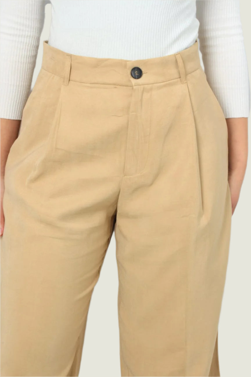 High-Waisted Camel Trousers – Wide Leg Pants for Women