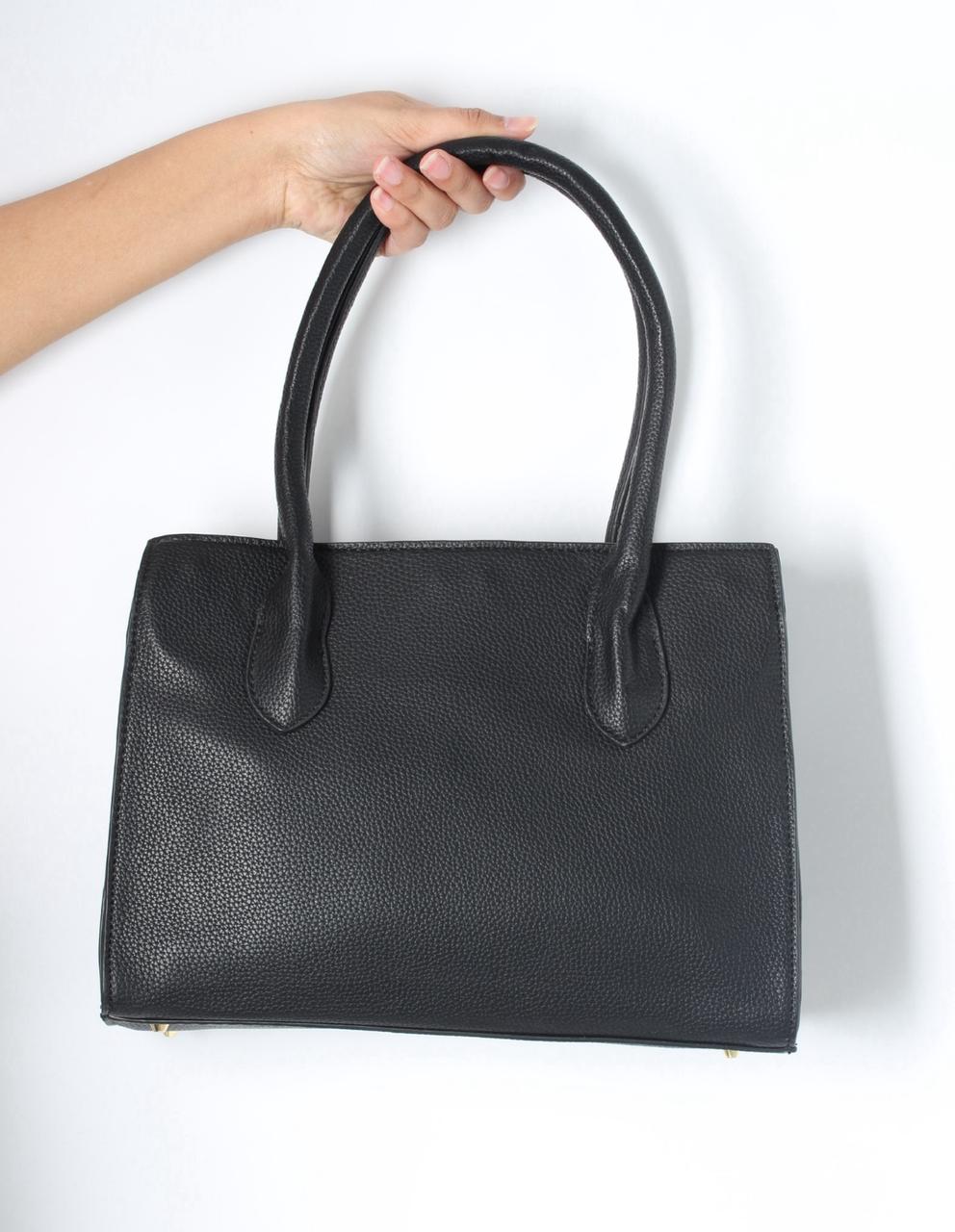 Elegant Structured Tote Bag – Classic & Versatile 8X059