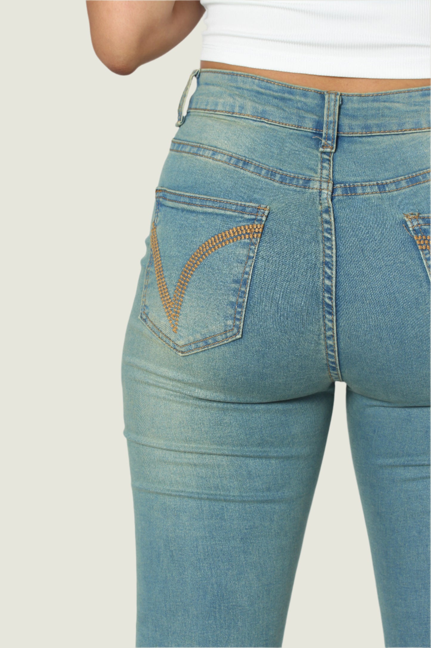 High-Waist Skinny Jeans – Ultimate Flattering Fit & All-Day Comfort