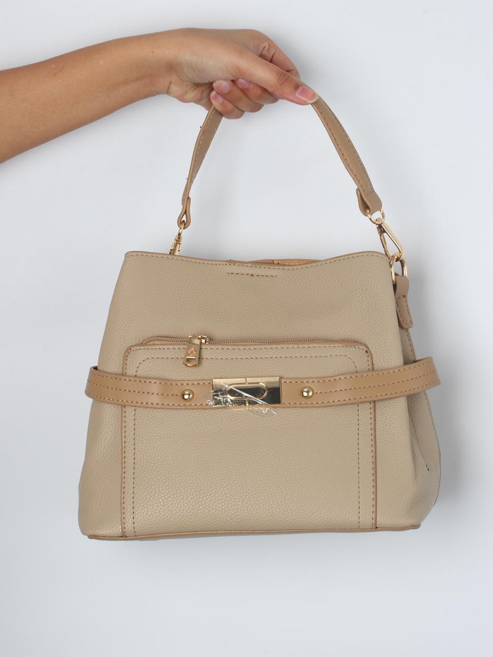Chic Structured Handbag - Sleek, Stylish & Versatile 443