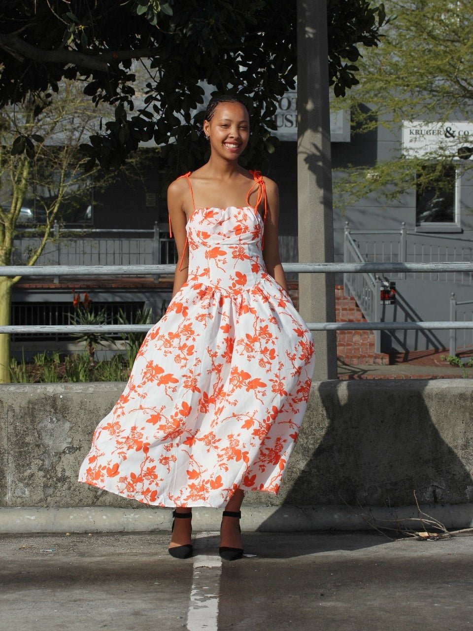 Tie Strap Sweetheart Maxi Dress