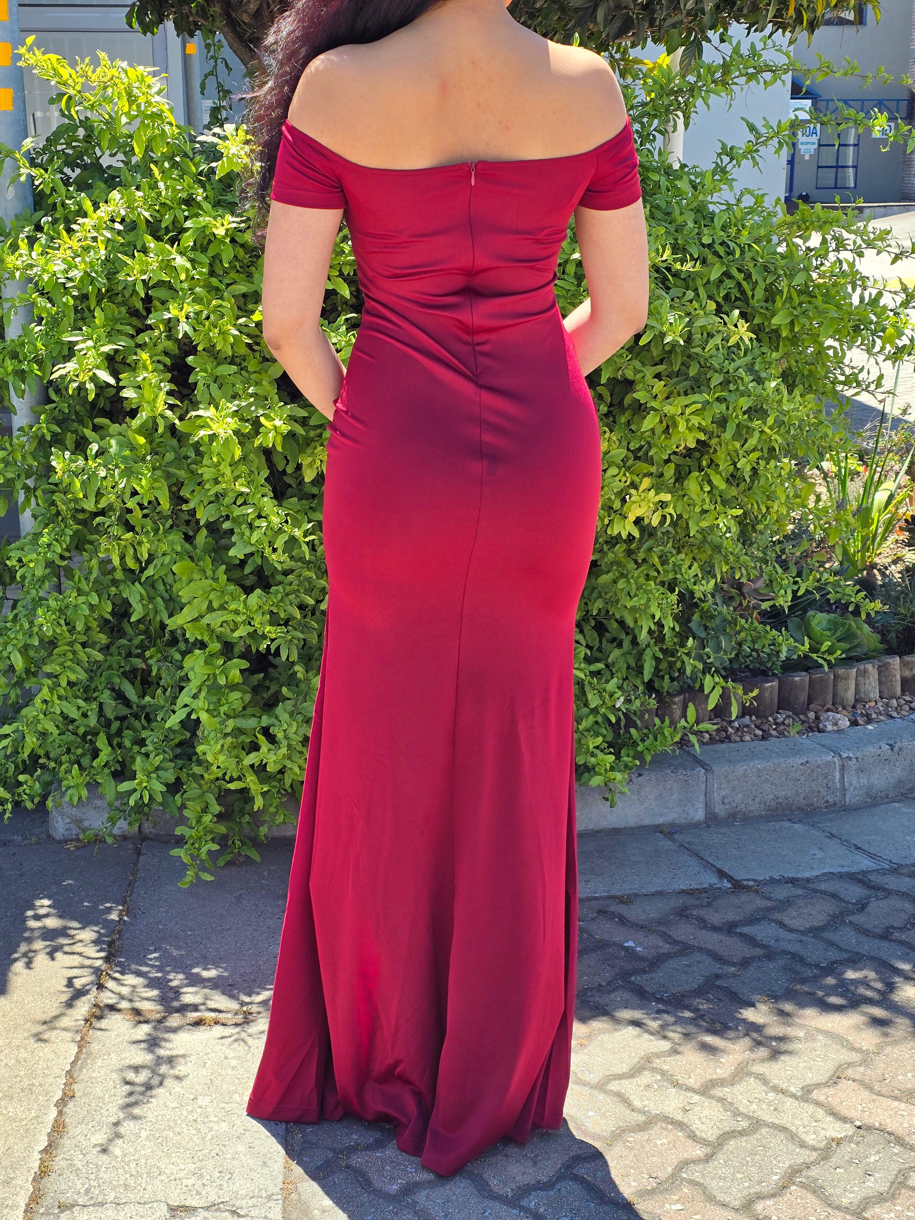 Off Shoulder Thigh Slit Maxi Mermaid Dress