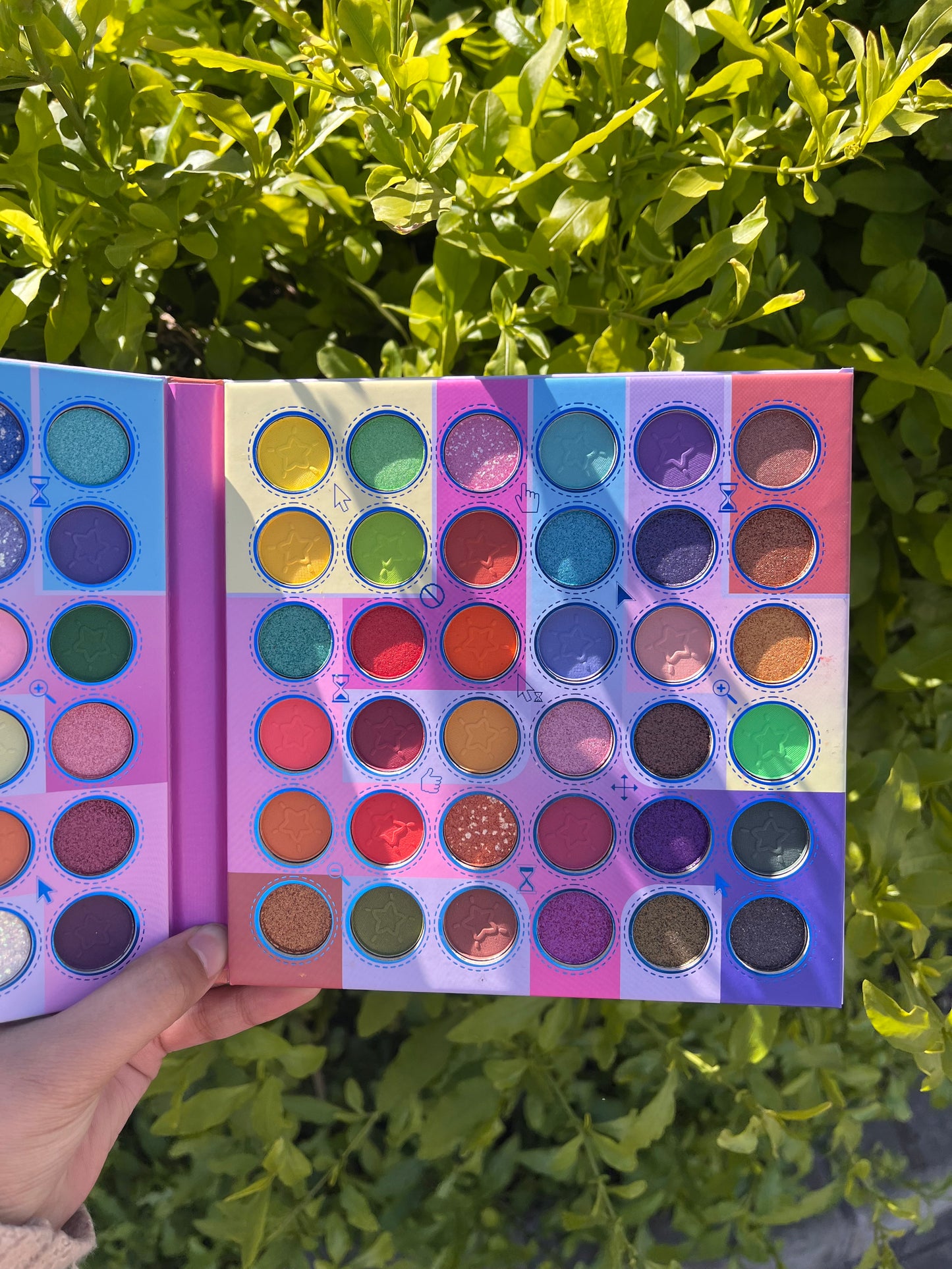 Vibrant 48-Color Eyeshadow Palette – Shimmer & Matte Finishes