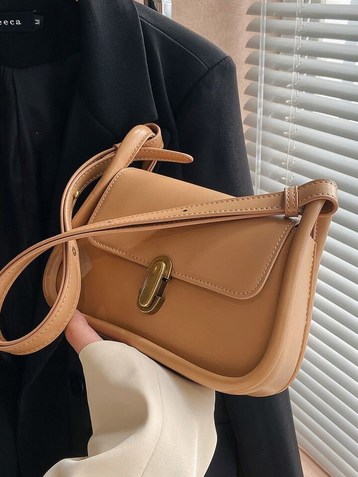 Soft-Curve Flap Shoulder Bag – Lightweight & Elegant Everyday Wear LYL070