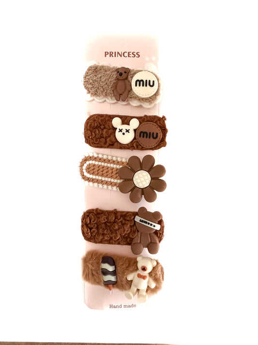 Miu Hair Clips - Cute and Stylish Hair Accessories