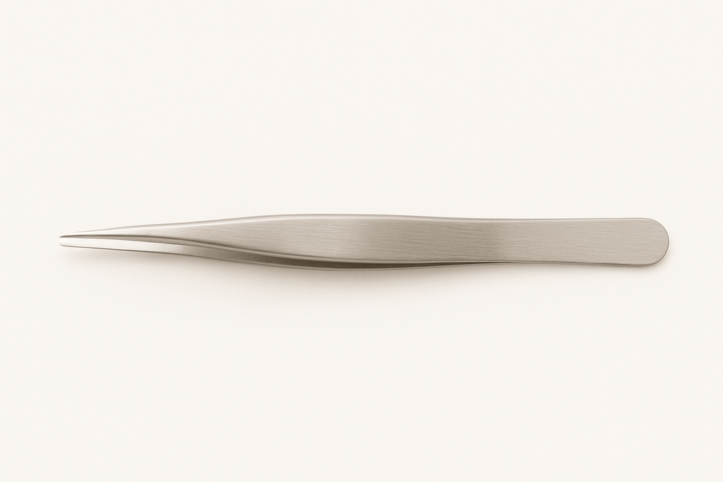Precision Angled Tweezer – Stainless Steel Tip for Brows & Lash Application