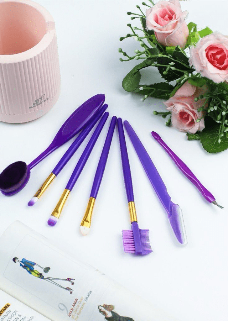 Makeup Brush Set – 7pc Assorted Colours (Random) - No nail file