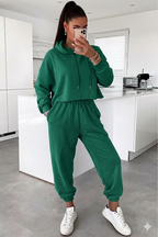 Women’s 2-Piece Fleece Loungewear Set – Cropped Hoodie & High-Waisted Joggers