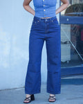 High-Waisted Straight-Leg Jeans – Dark Wash