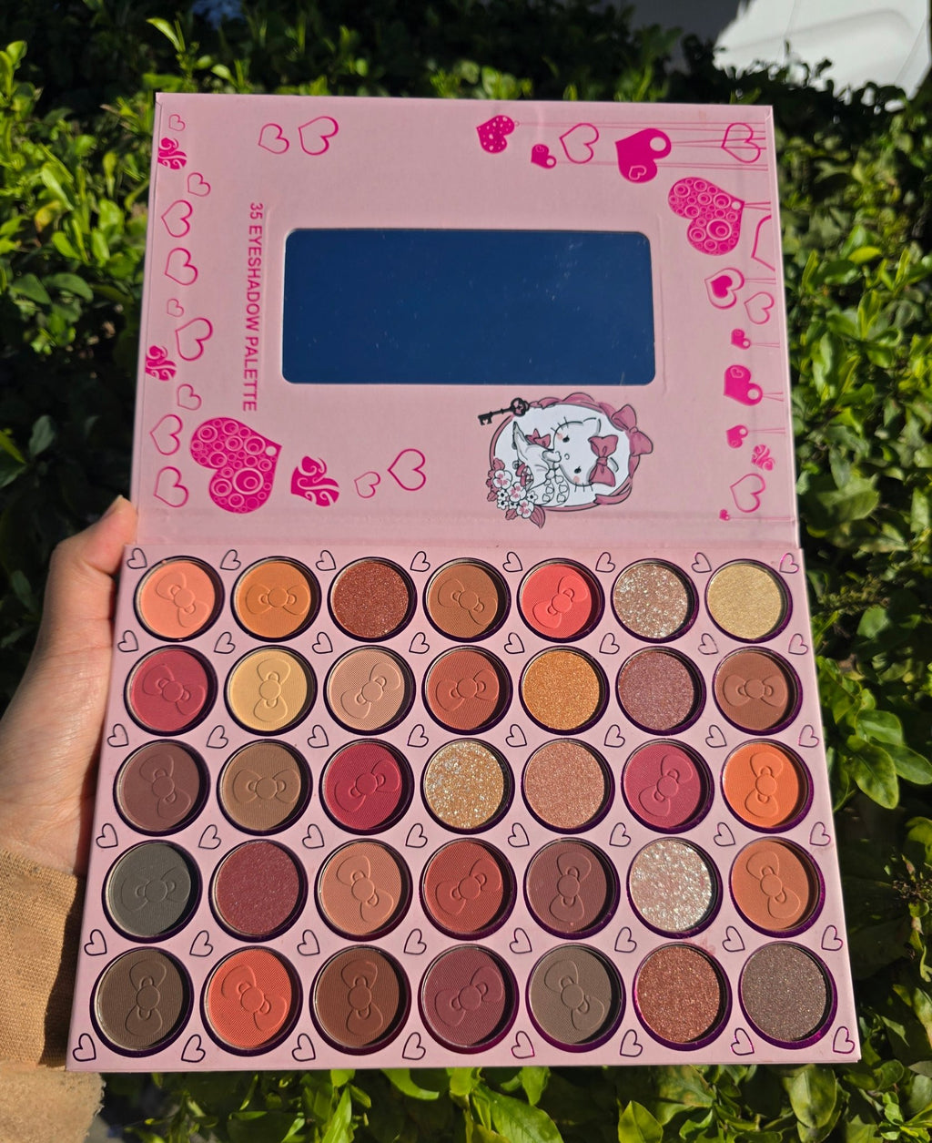 Hello Kitty 35-Color Pink Eyeshadow Palette