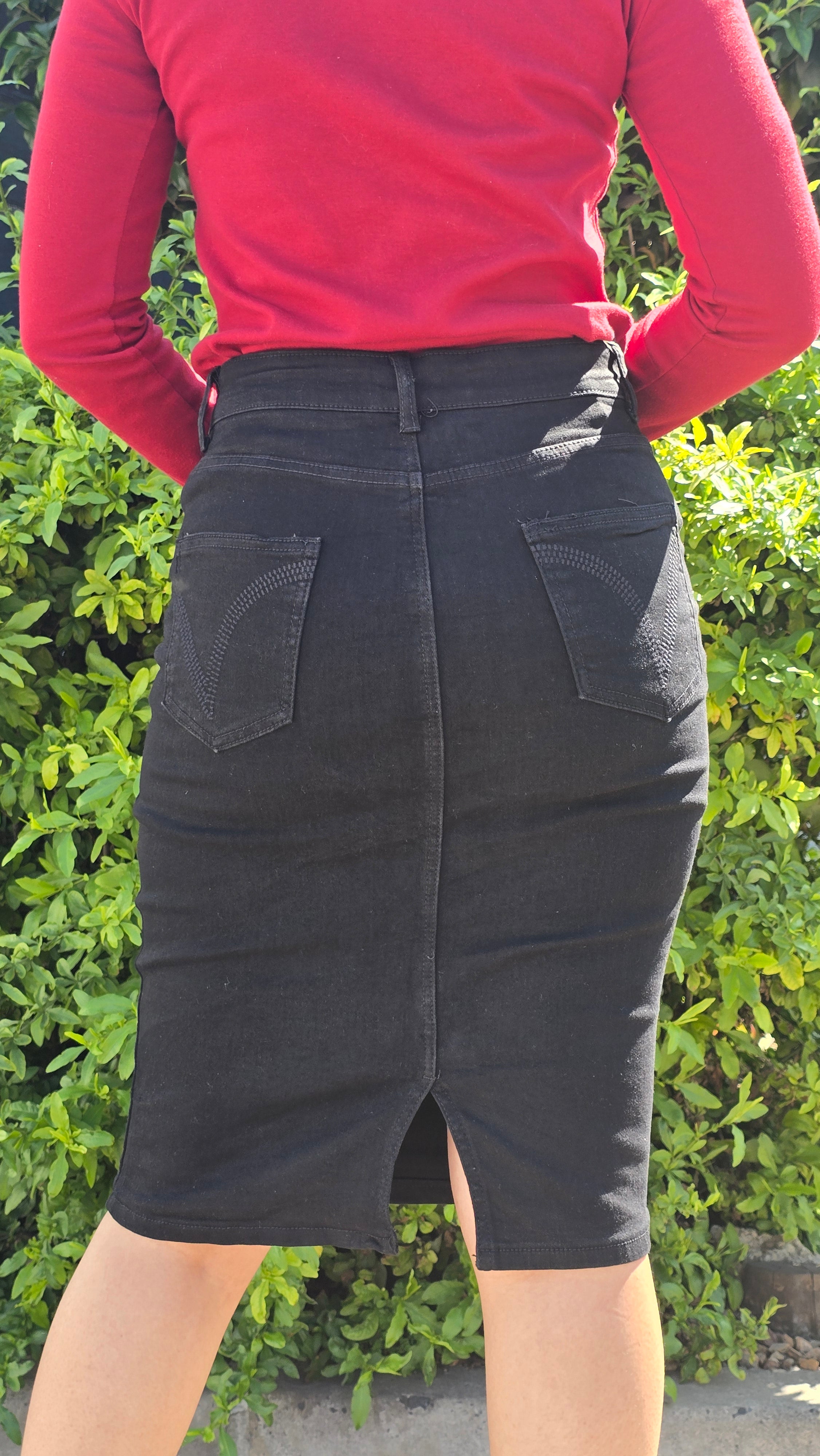 Black High-Waist Denim Skirt – Slim Fit Midi Classic DYQ-216