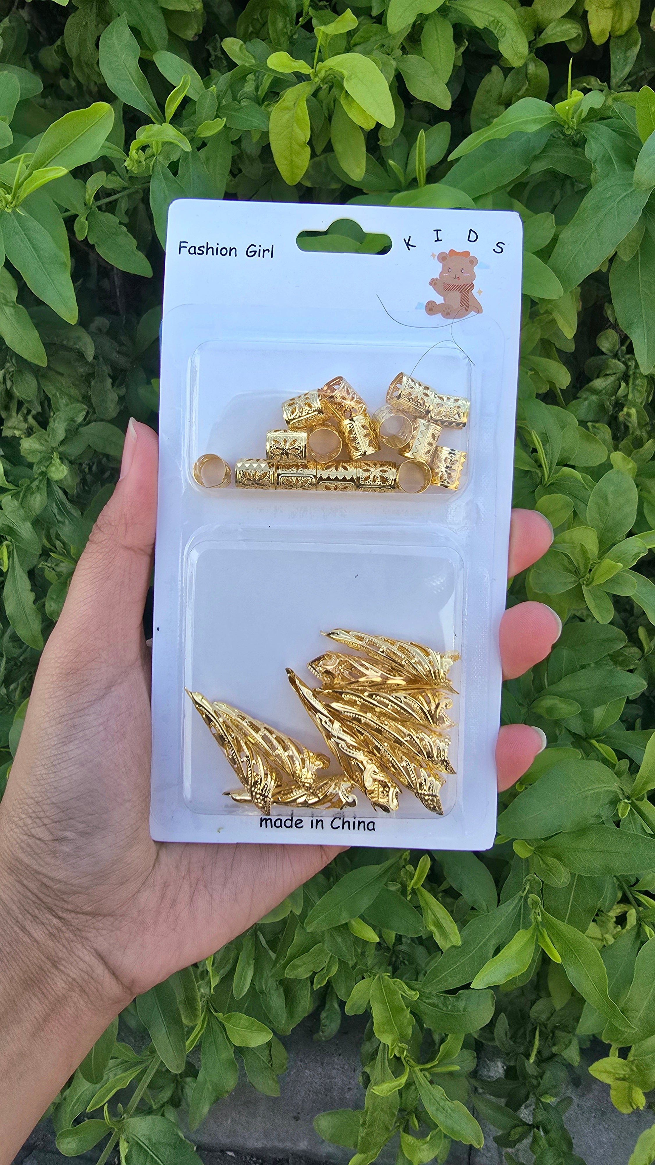 Hair Accessories Set – Stylish Clips, Bands & Essentials
