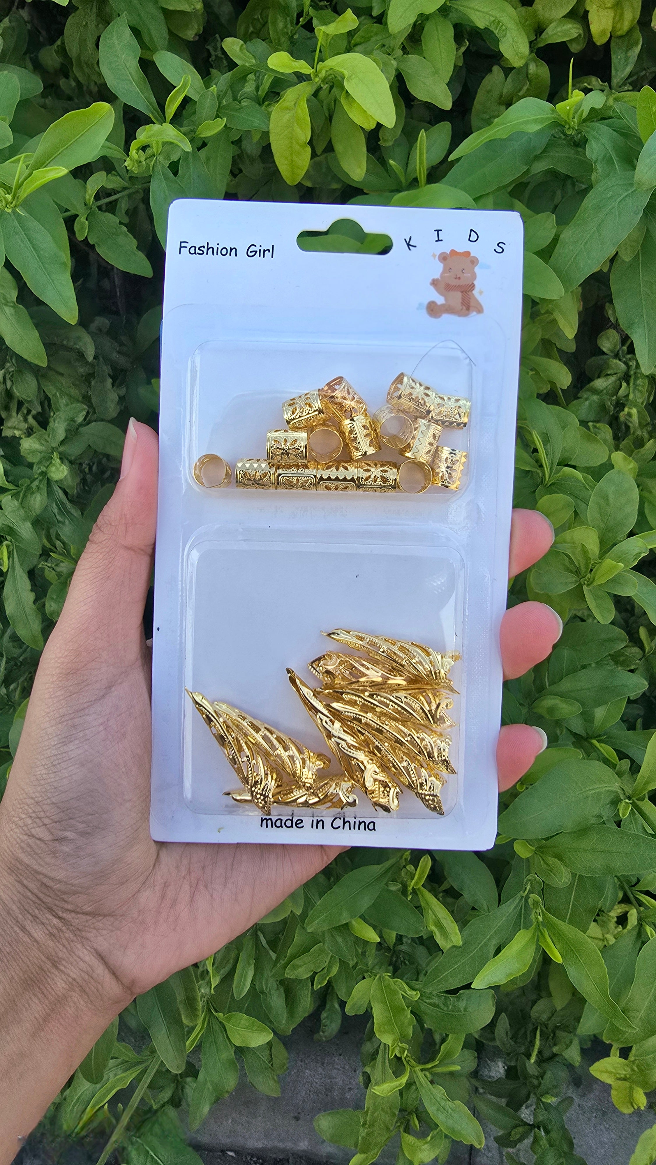 Hair Accessories Set – Stylish Clips, Bands & Essentials