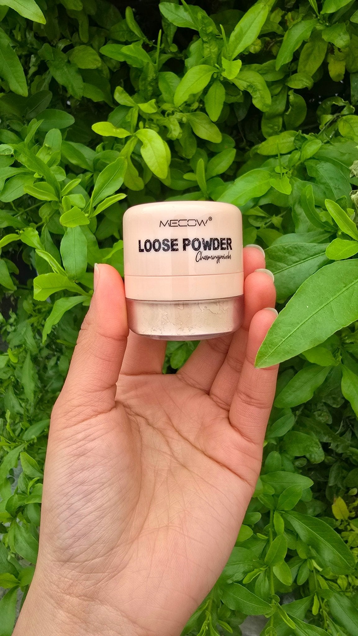 Mecow Beauty: Flawless Finishes, Effortlessly with a Natural Glow