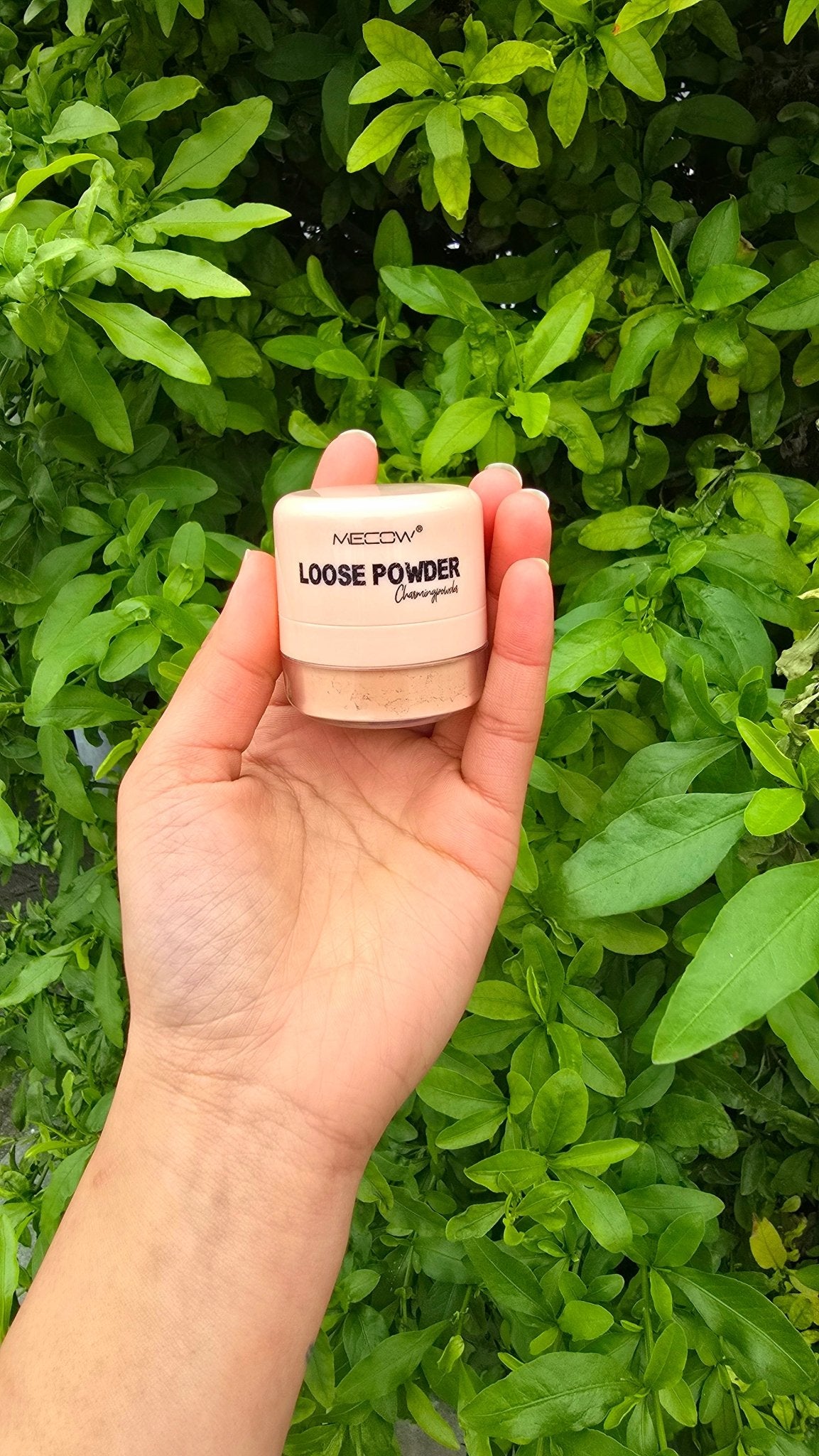 Mecow Beauty: Flawless Finishes, Effortlessly with a Natural Glow
