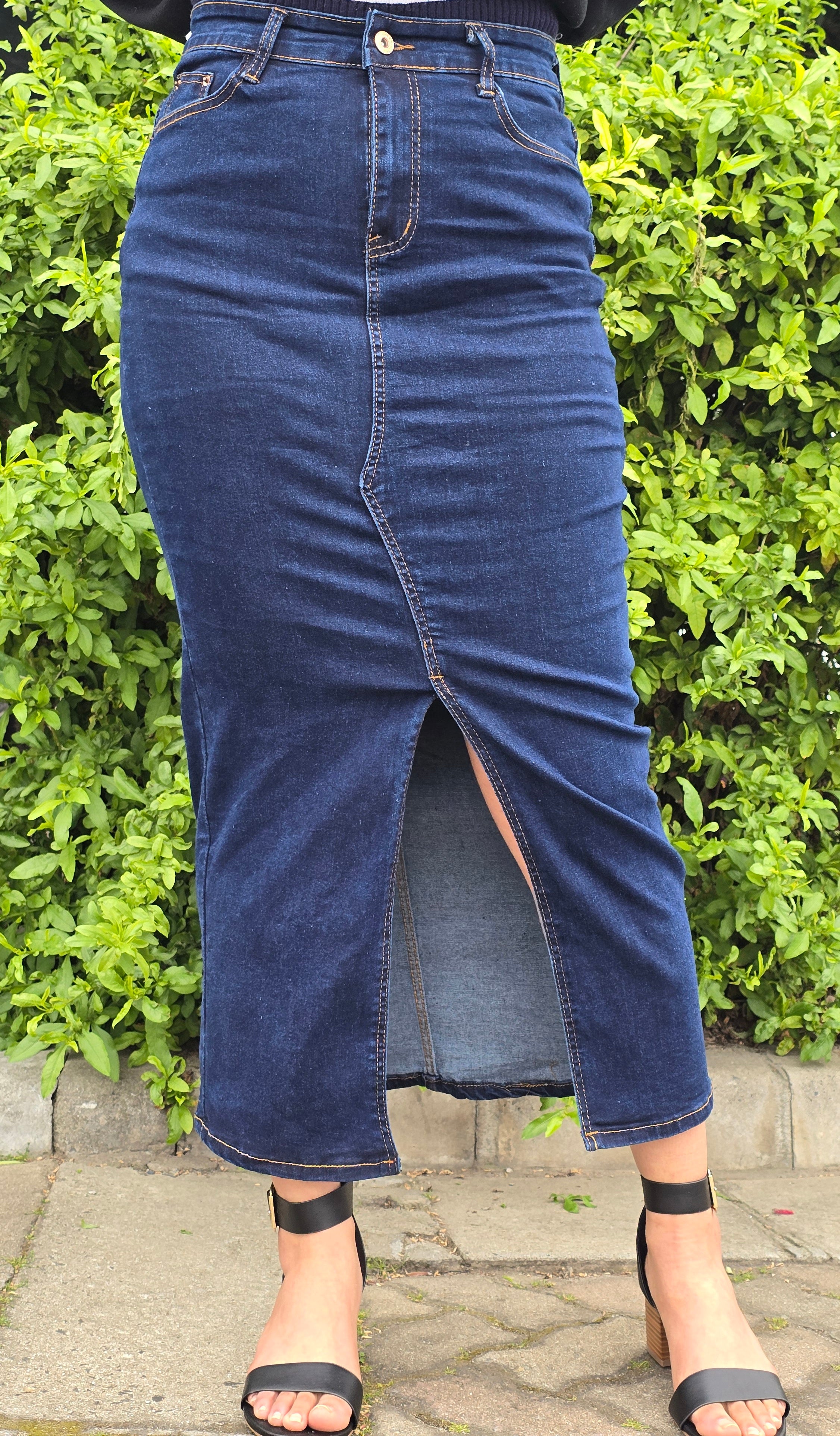 High-Waist Dark Denim Skirt with Front Slit DYQ-282