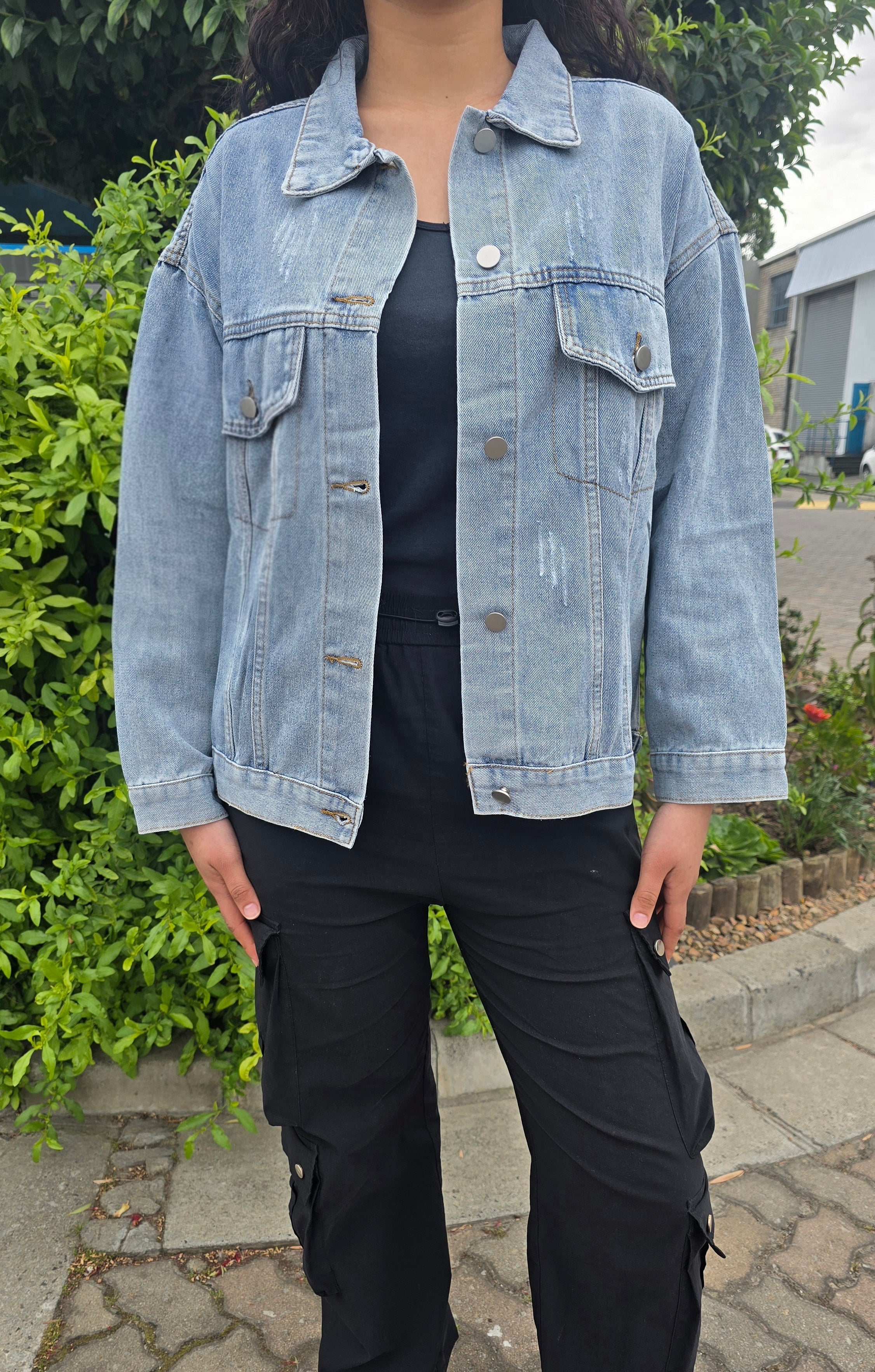 Embroidered Flower Semi Baggy Denim Jacket – Casual & Chic