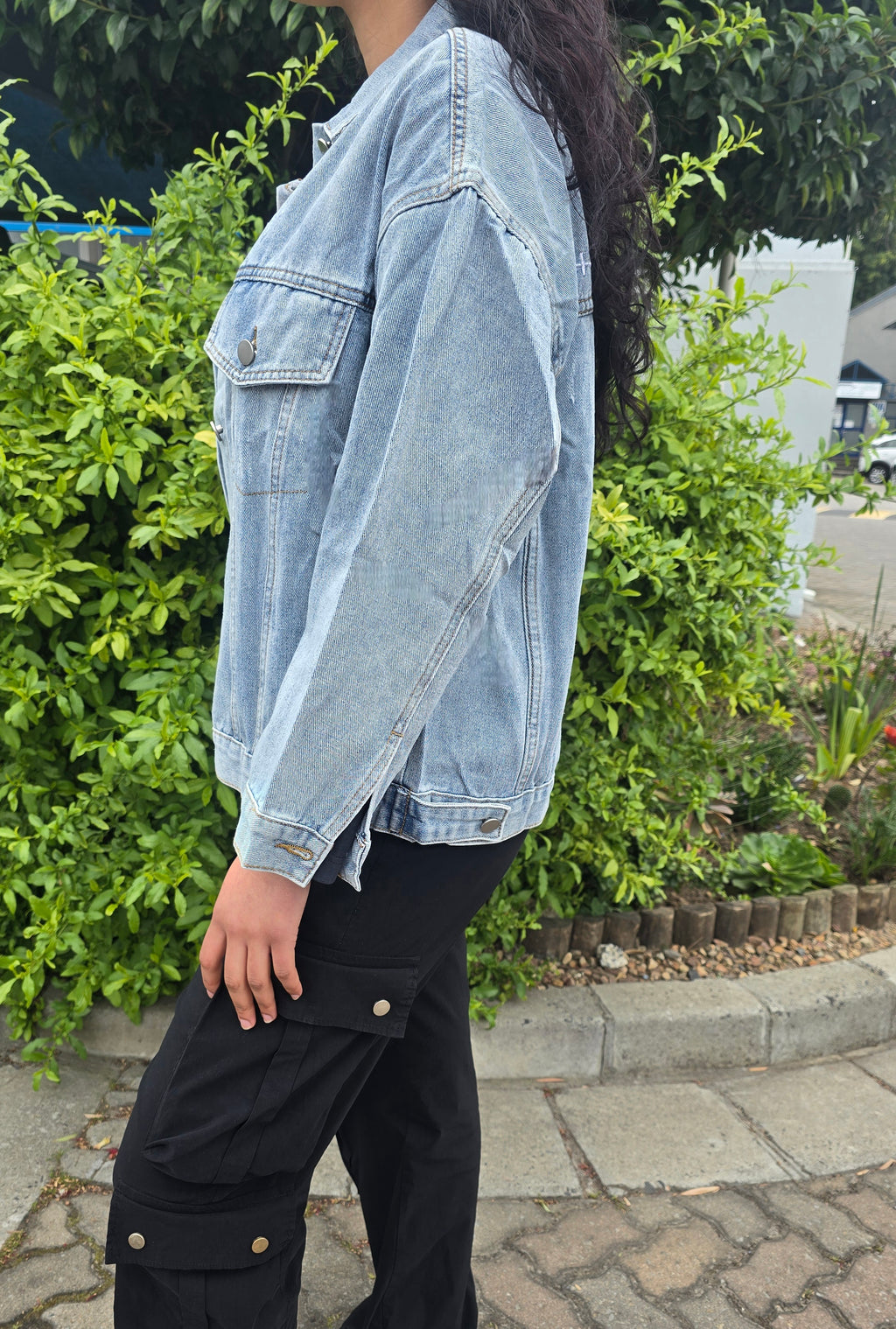 Embroidered Flower Semi Baggy Denim Jacket – Casual & Chic
