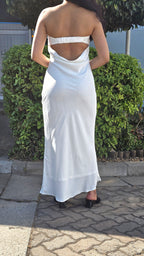 Glamorous Satin Bodycon Dress – Luxe Shine & Flattering Fit