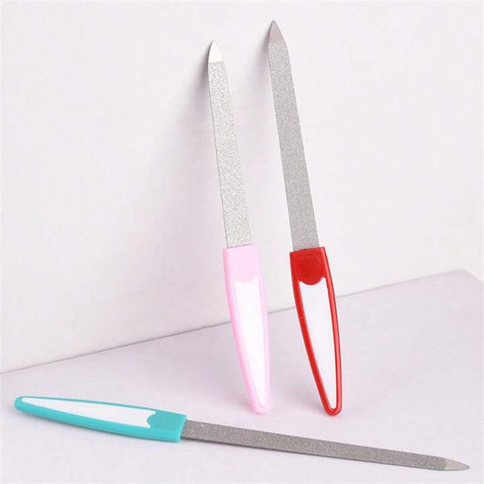 Classic Metal Nail File – 1 Piece (Random Color)