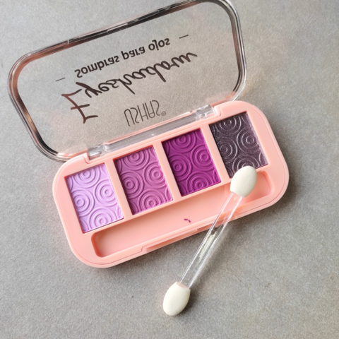 Ushas 4 Color Eyeshadow Palette - Lasting Eyeshadow