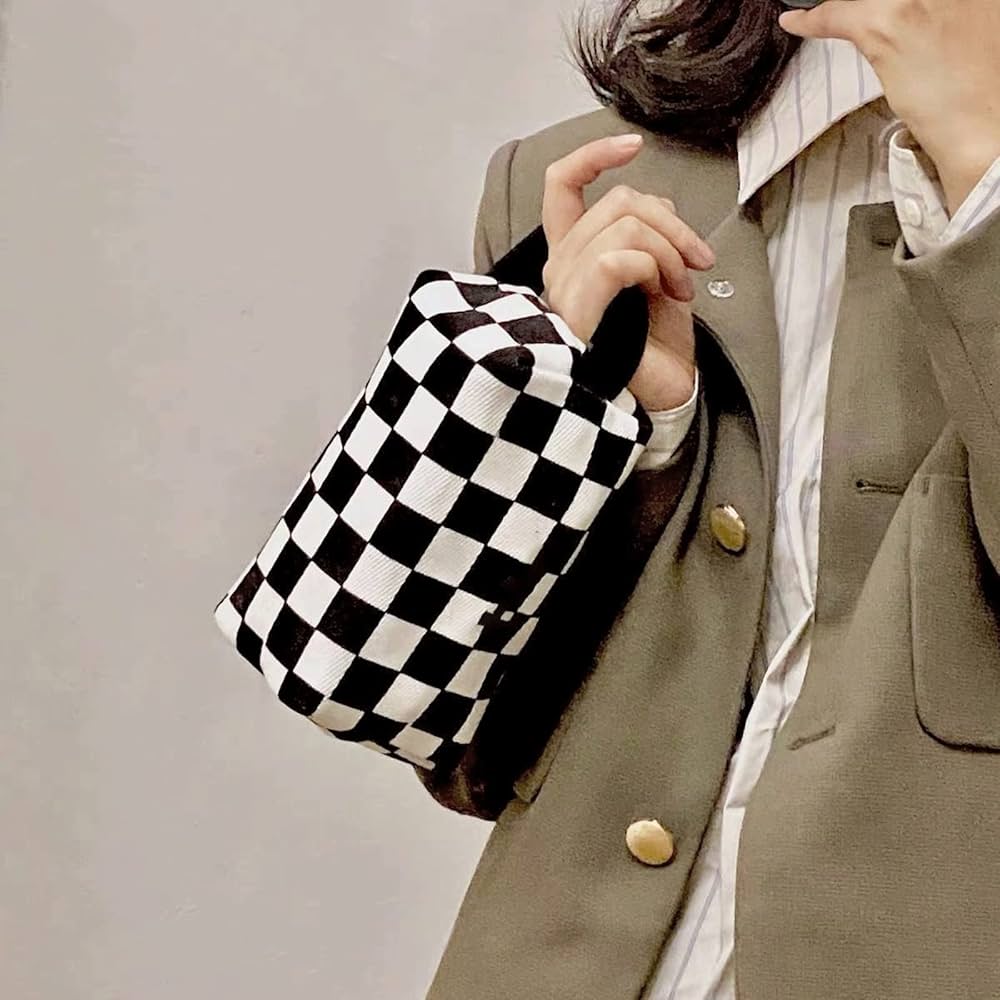 Checkered Rectangular Makeup Travel Bag - Stylish & Spacious Organizer