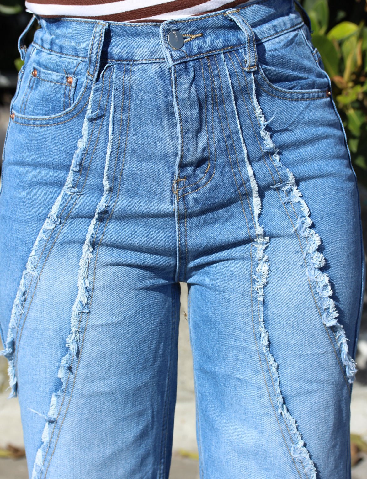 Ruffled High-Waist Straight Leg Denim Jeans – DYQ 371