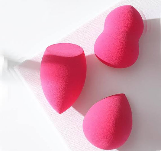 Soft Makeup Sponge – 1 Piece (Random Shape)