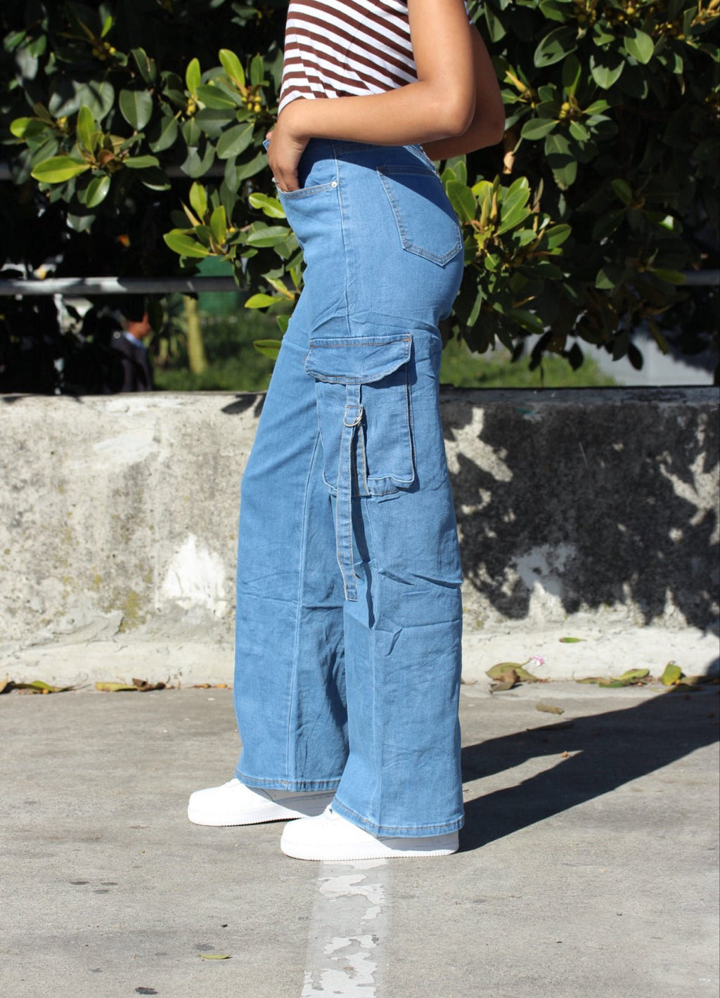 High-Waist Cargo Jeans with Side Pockets – DYQ 359