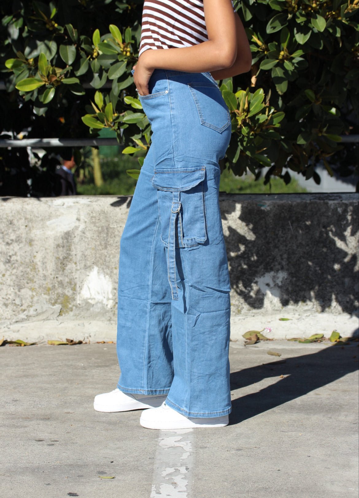 High-Waist Cargo Jeans with Side Pockets – DYQ 359