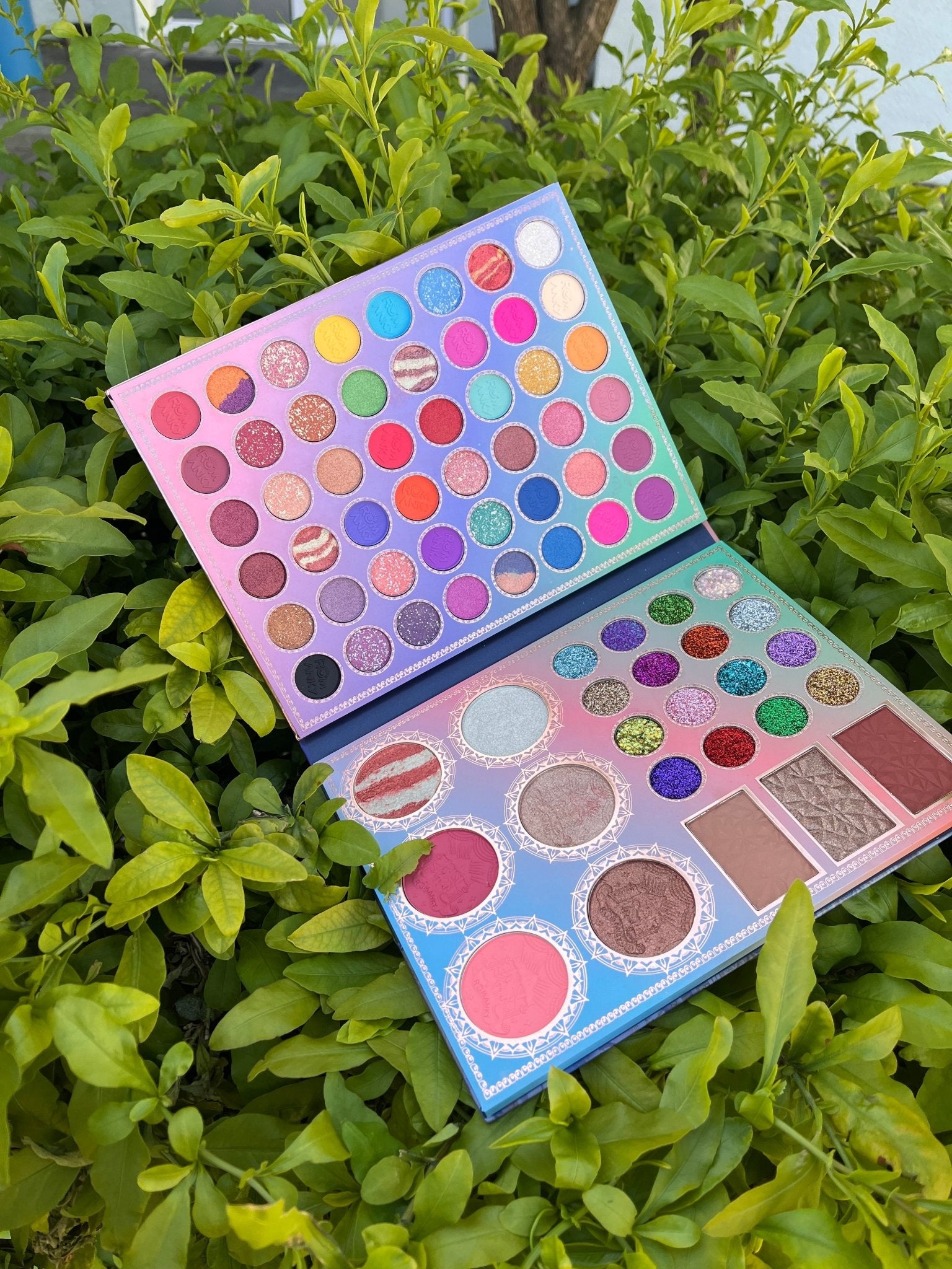 Vibrant Multicolor Eyeshadow Palette – 60 Shimmer and Matte Shades