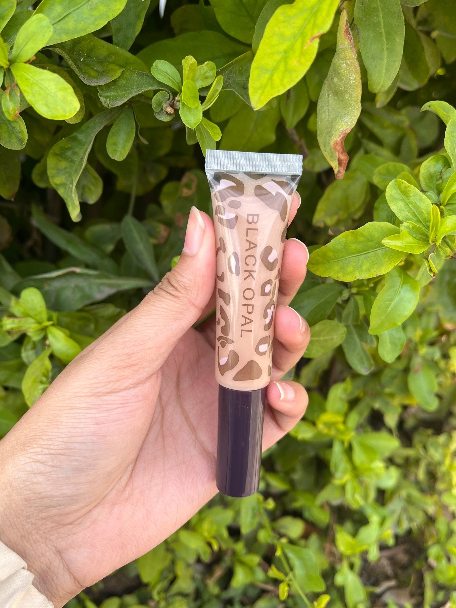 Black Opal Kiss Me More Lip Gloss – 1pc in a surprise shade!
