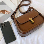 Soft-Curve Flap Shoulder Bag – Lightweight & Elegant Everyday Wear LYL070