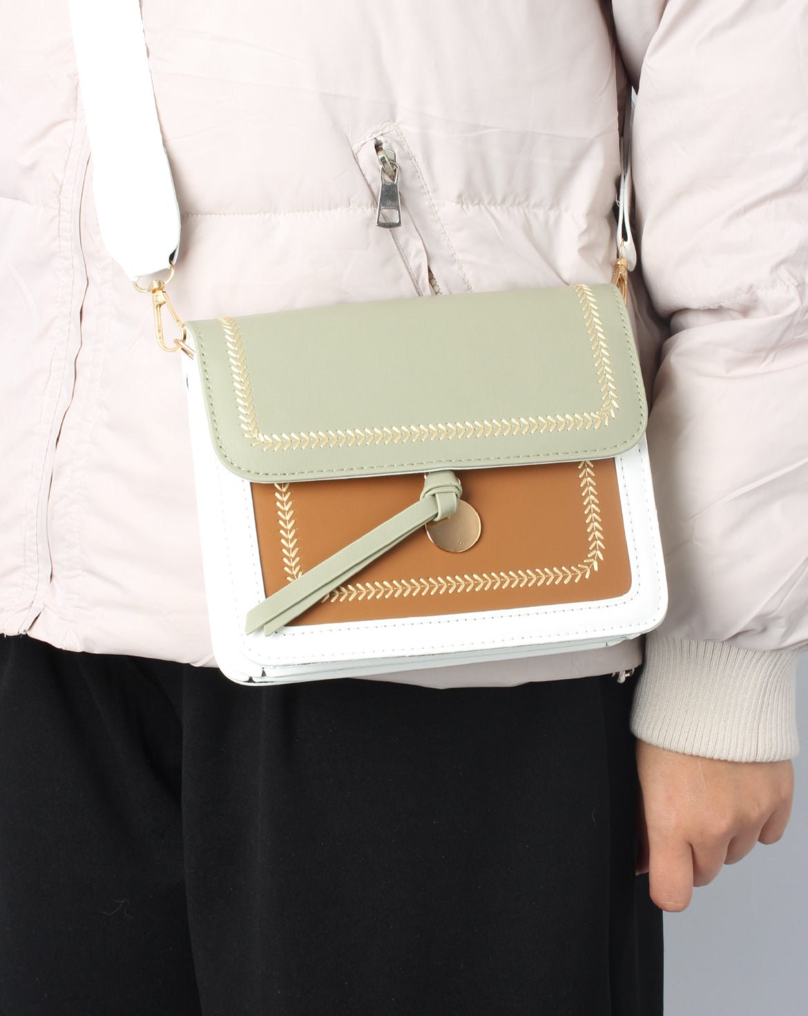Stylish Colorblock Crossbody Bag – Compact & Chic LYL076