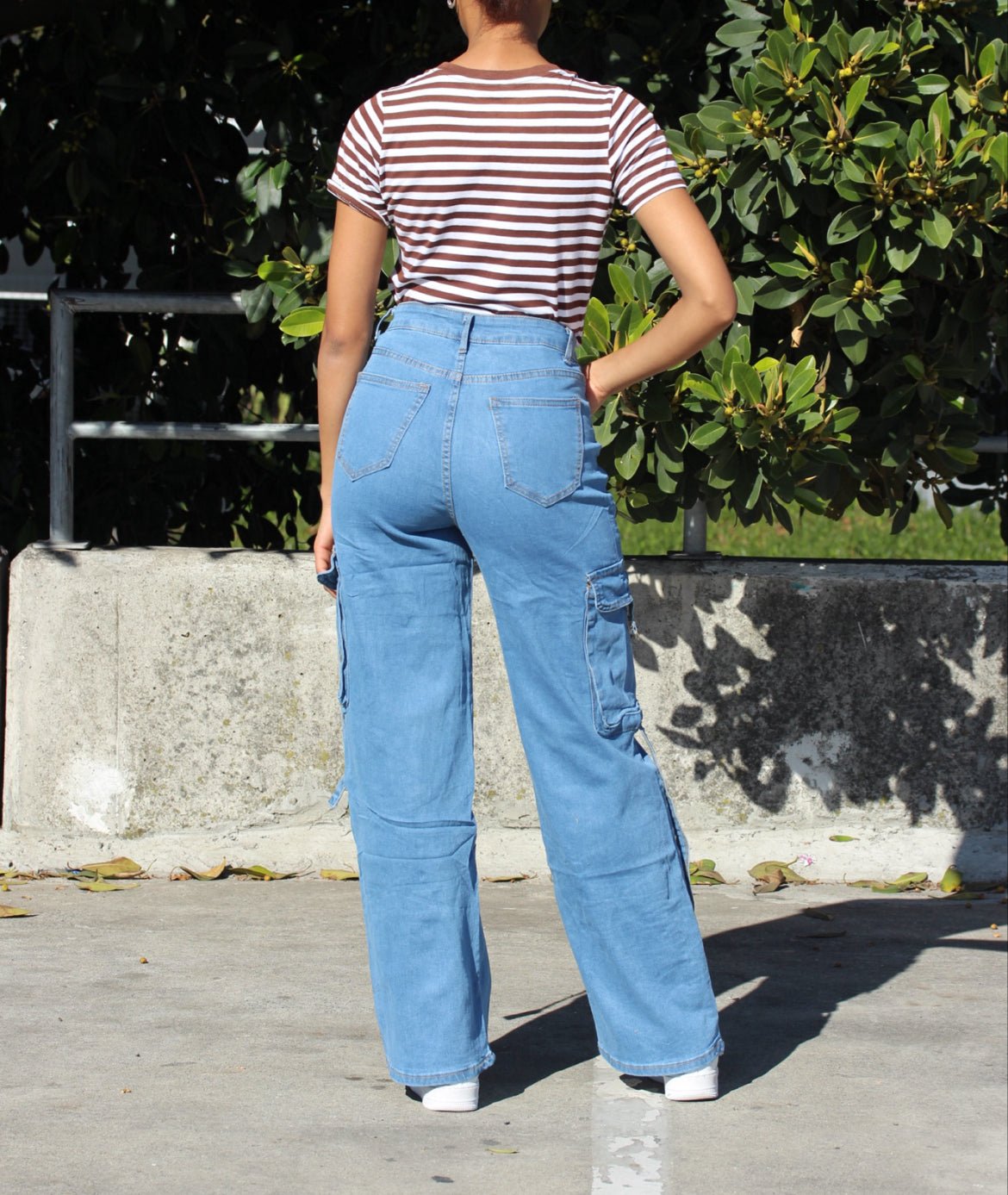 High-Waist Cargo Jeans with Side Pockets – DYQ 359