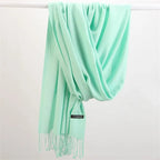 Classic Cashmere Scarf with Fringe – Soft & Elegant
