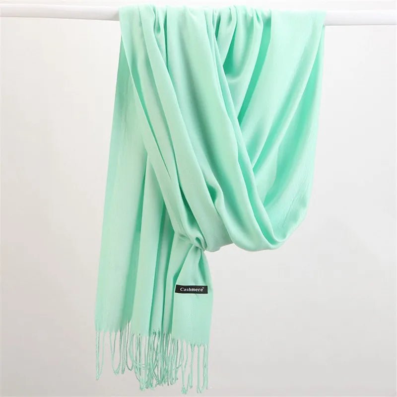 Classic Cashmere Scarf with Fringe – Soft & Elegant