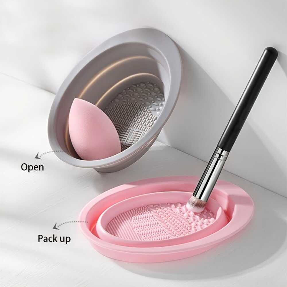 Mini Silicone Facial Cleansing Sponge – Exfoliating & Deep Clean Pad - 1pc Random