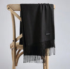 Classic Cashmere Scarf with Fringe – Soft & Elegant