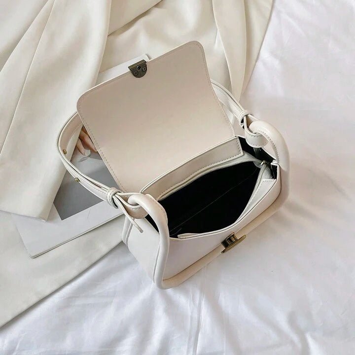 Soft-Curve Flap Shoulder Bag – Lightweight & Elegant Everyday Wear LYL070