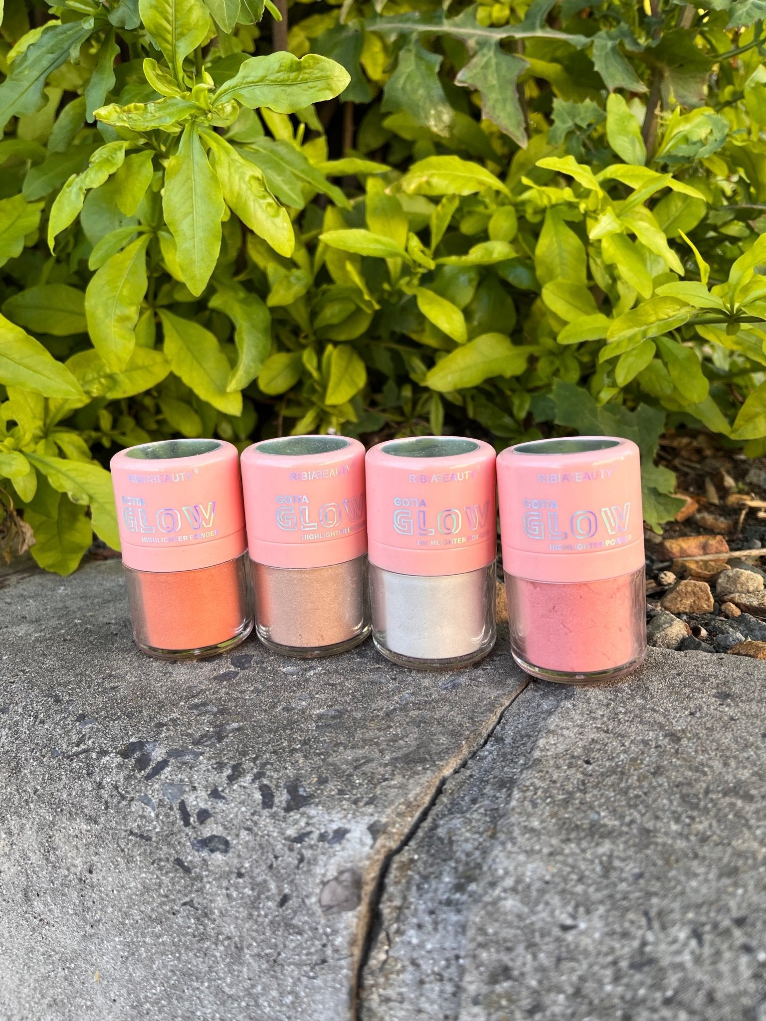 Glow Beauty Highlight Powder 1PC- 4 Shades for a Radiant Glow