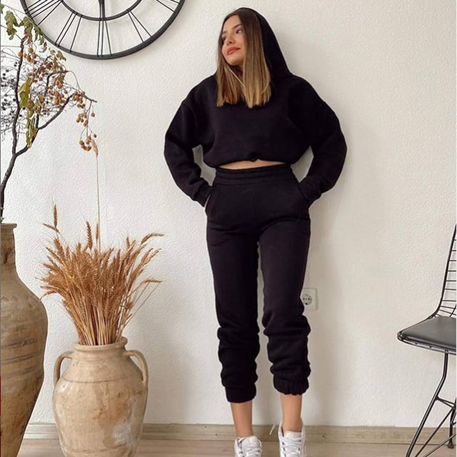 Crop Top Hoodie and Tracksuit Pants Set XD21