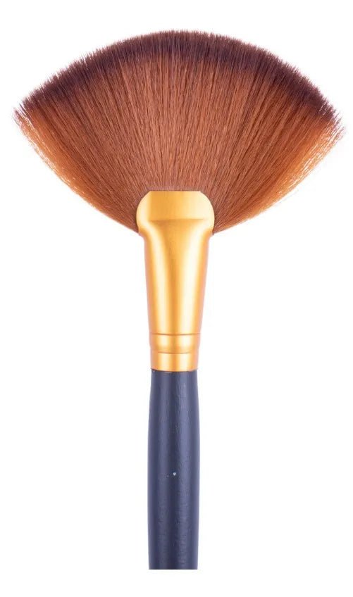 Blush Brush – Flawless Makeup Application Tool