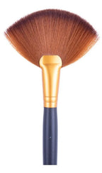 Blush Brush – Flawless Makeup Application Tool